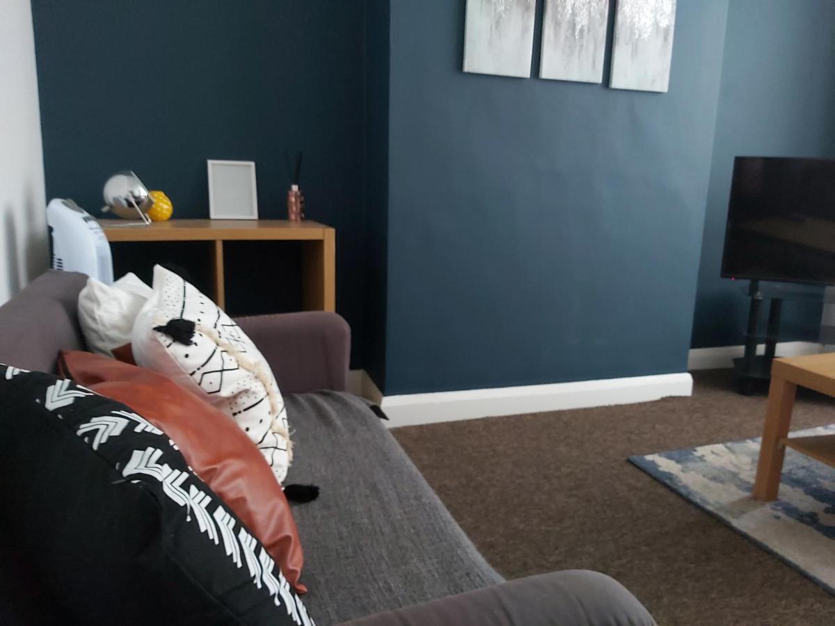 Comfy 4 Bed Home Away From Home Coventry Eksteriør bilde
